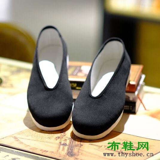 分类:老北京布鞋转载▼(2021-04-11 11:50)内联陞老北京布鞋的百年