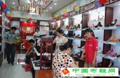 稳定坚韧的心态是老北京布鞋品牌加盟店成功的秘诀
