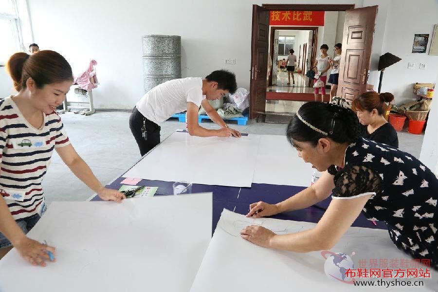 浦阳举行鞋企职工技术比武