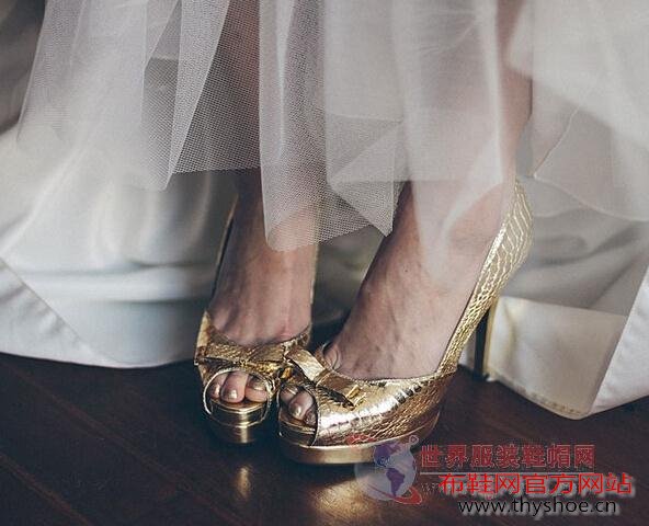 足尖上的浪漫 盘点最美最百搭的新娘婚鞋！