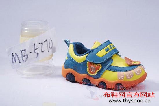 唱响快乐生活主打歌 时尚品牌童鞋