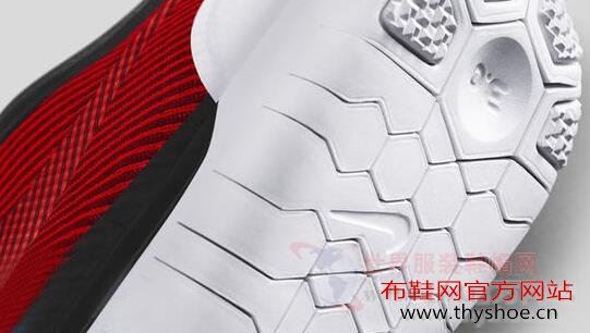 无缝针织材料升级 Nike Free Trainer 3.0 V4看起来很任性