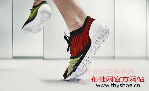 无缝针织材料升级 Nike Free Trainer 3.0 V4看起来很任性