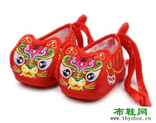 传统虎头鞋<a href='https://www.thyshoe.cn/' target='_blank'><u>老北京布鞋</u></a>童鞋宝宝满月鞋软布底学步鞋